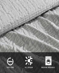Kenneth Cole Serenity Wavy Lines Duvet Cover Set | GREY