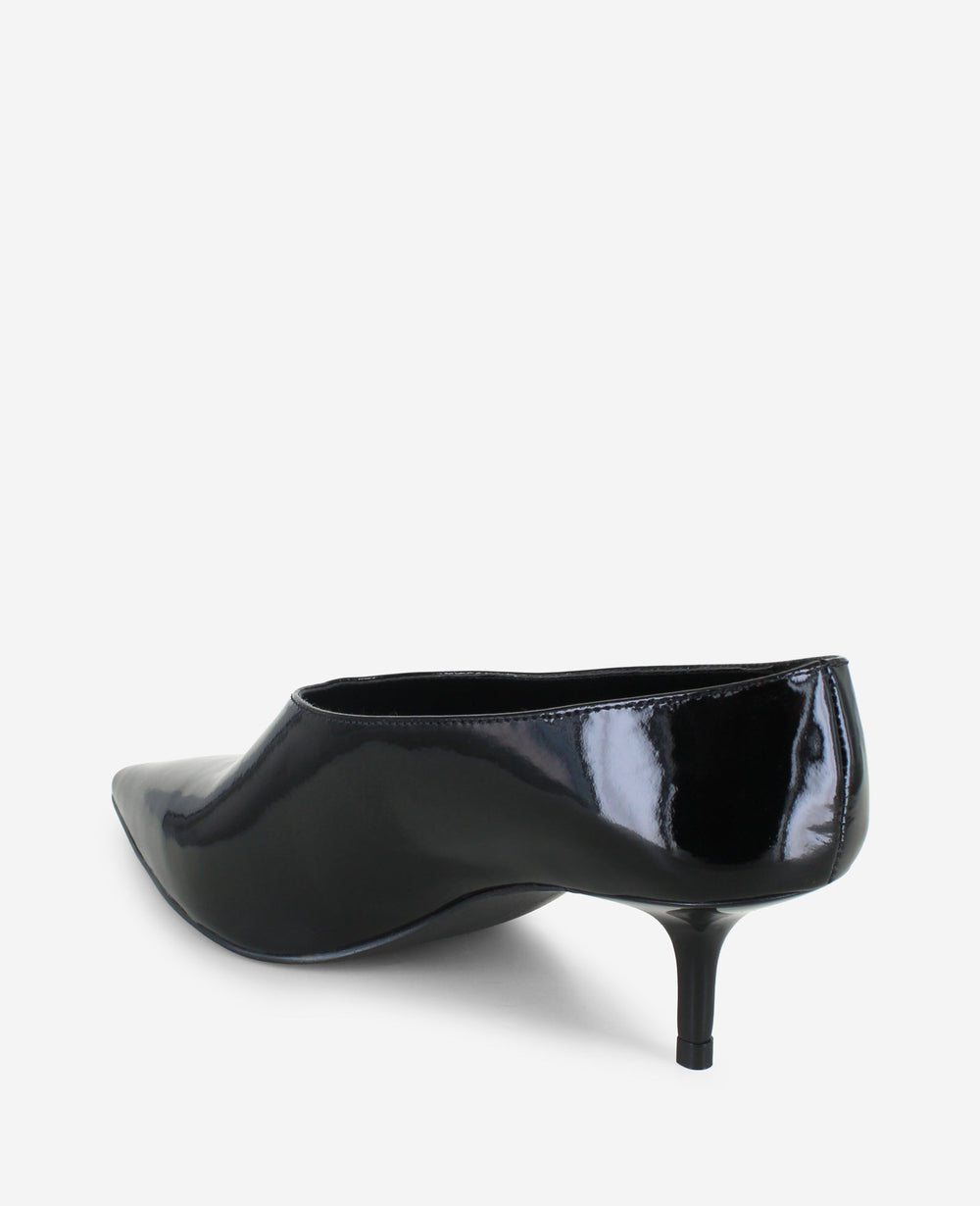 Kenneth Cole Shop Linxie Black Patent Kitten Heel Pump | Kenneth Cole | BLACK PATENT
