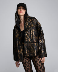 Kenneth Cole Animal Foiled Satin Lightweight Seamed Puffer Jacket | BLACK/MARSH BROWN