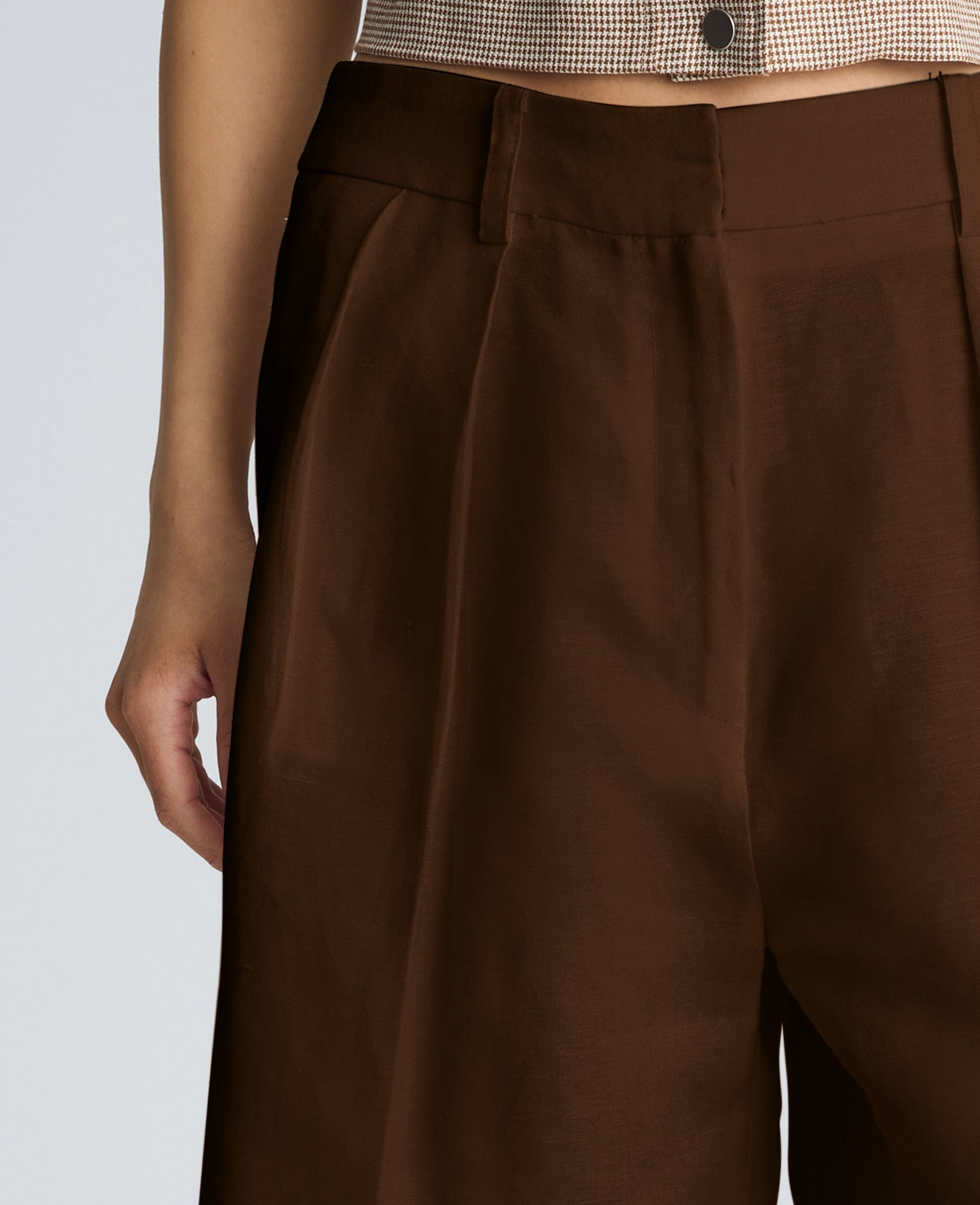 Kenneth Cole Fly Front High Rise Pleated Bermuda Short | BRUNETTE