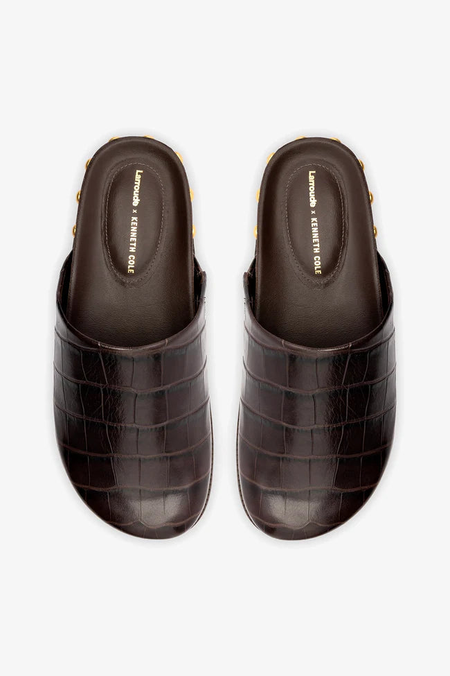 Kenneth Cole Larroudé x Kenneth Cole: Clog Dark Oak Croco Leather | CROCO