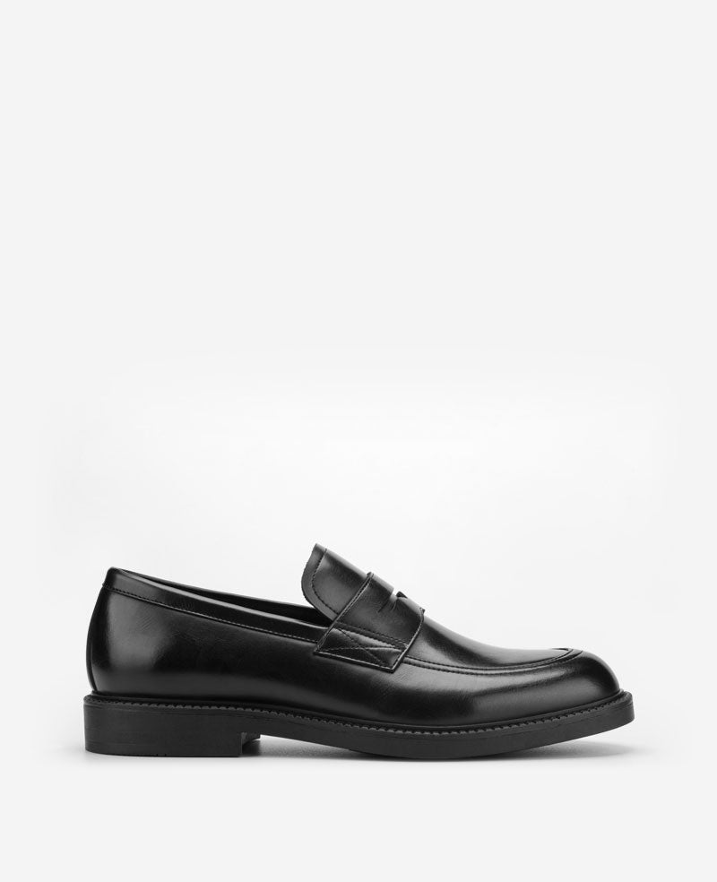 Kenneth Cole REACTION - Anthony Penny Loafer | BLACK
