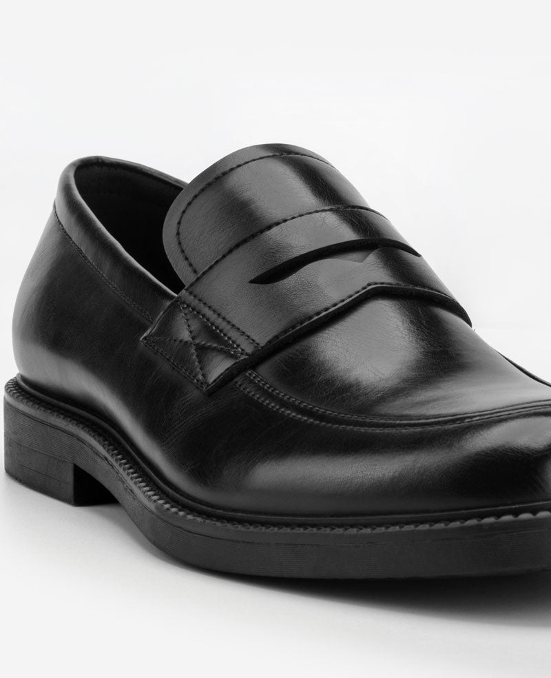 Kenneth Cole REACTION - Anthony Penny Loafer | BLACK