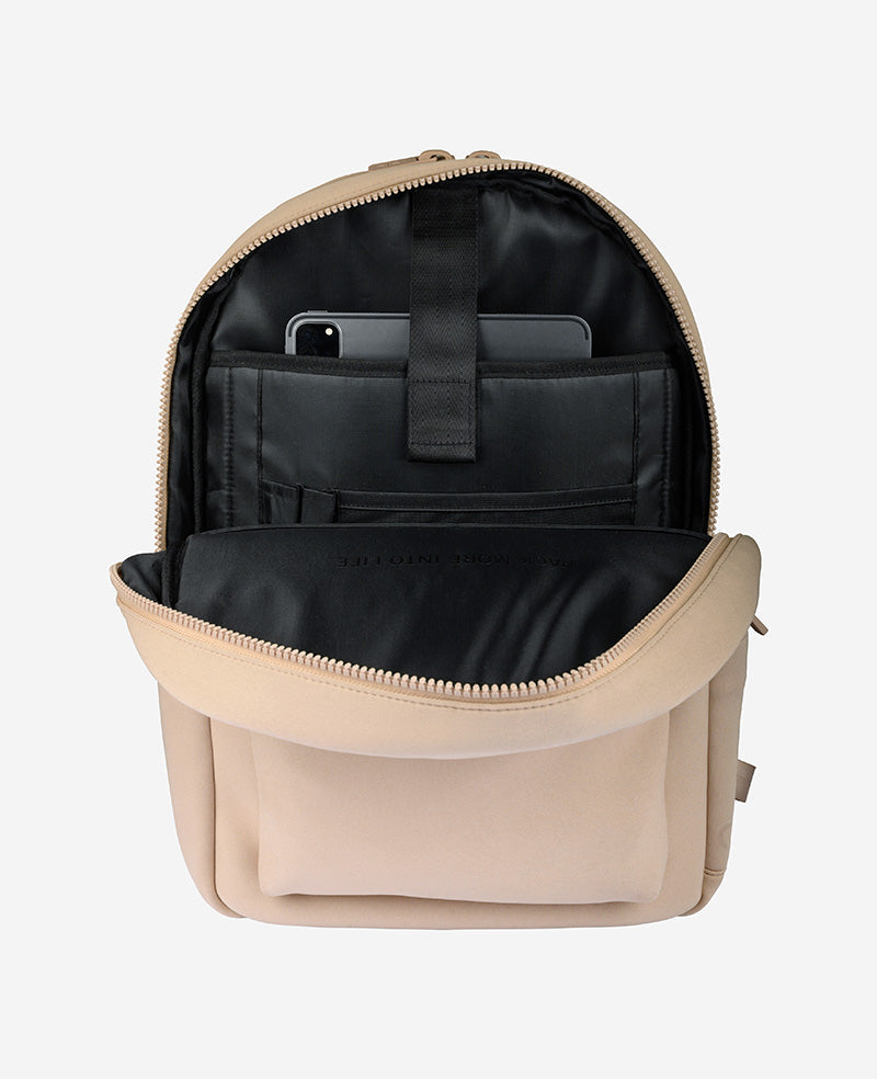 Kenneth Cole Logan Classic Backpack | LIGHT TAUPE