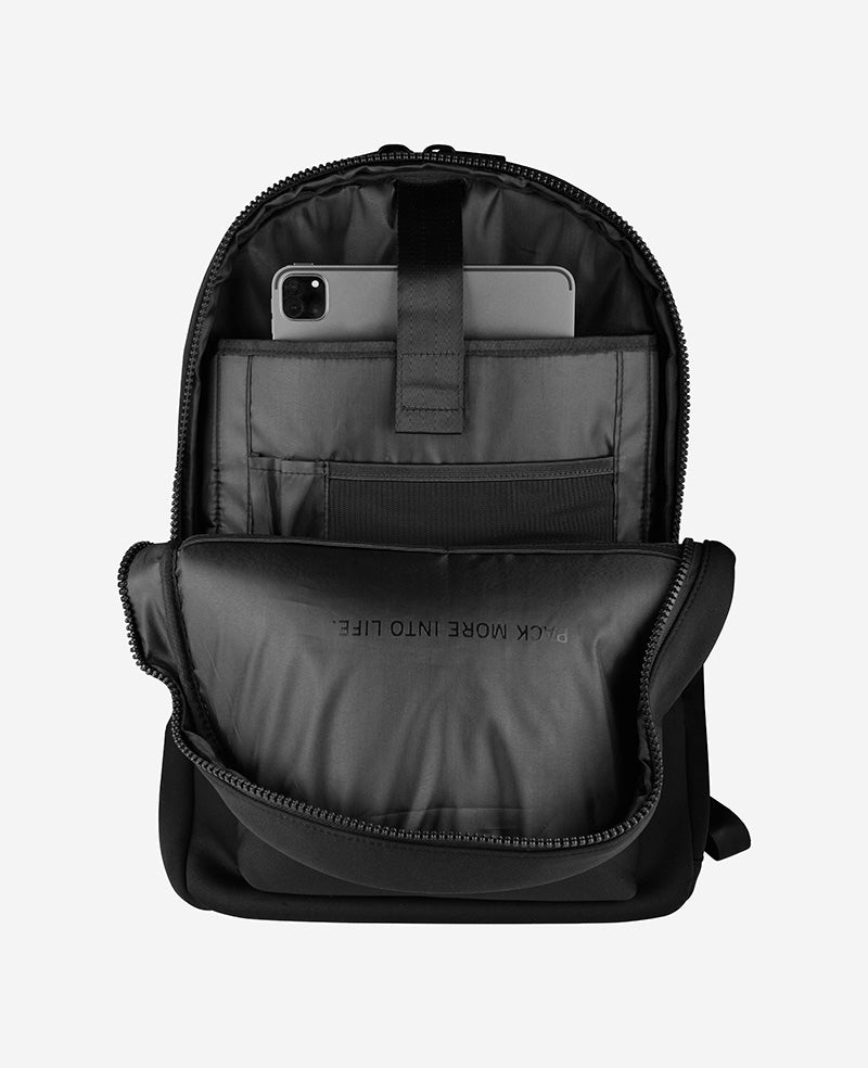 Kenneth Cole Logan Classic Backpack | BLACK