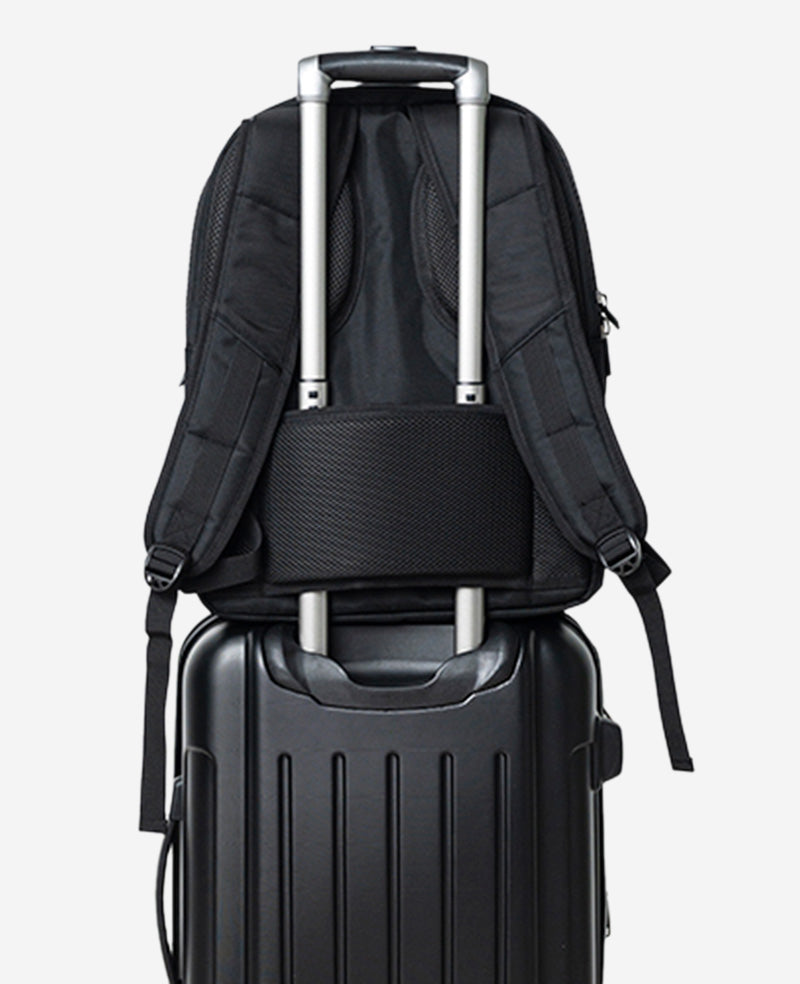 Kenneth Cole Brooklyn Backpack | BLACK