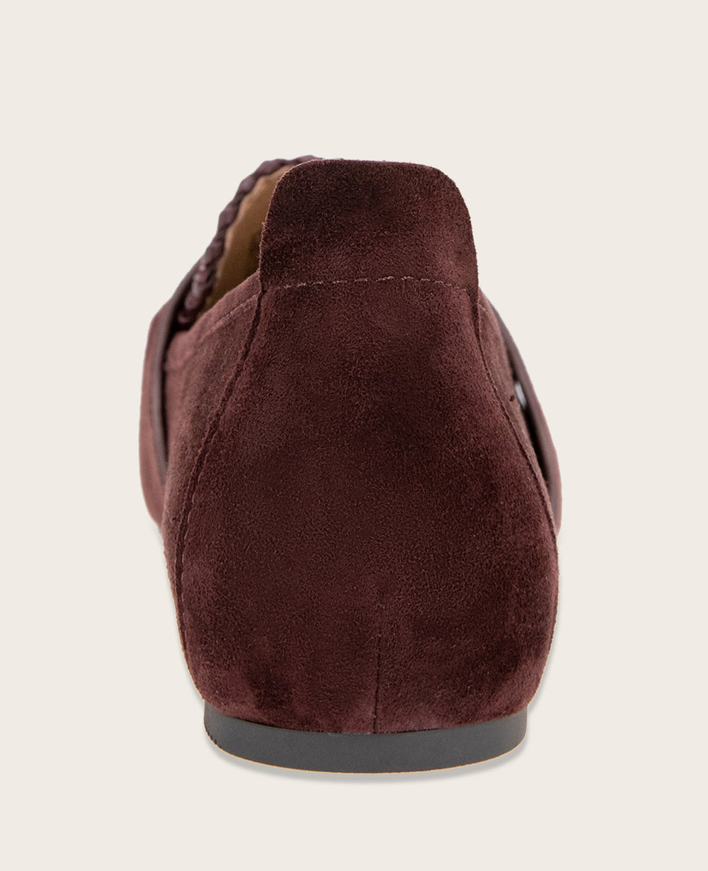 Kenneth Cole Sandra Suede Braid Detail Loafer | Gentle Souls by KC | BURGUNDY SUEDE
