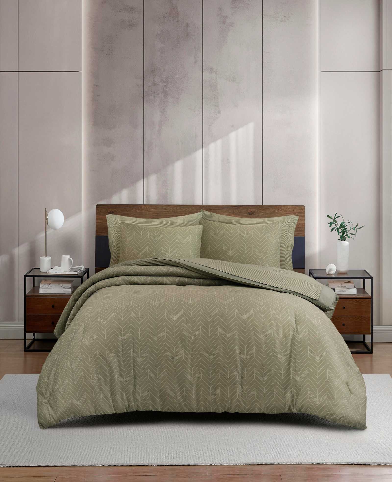 Kenneth Cole Delancey Comforter Set | GREEN