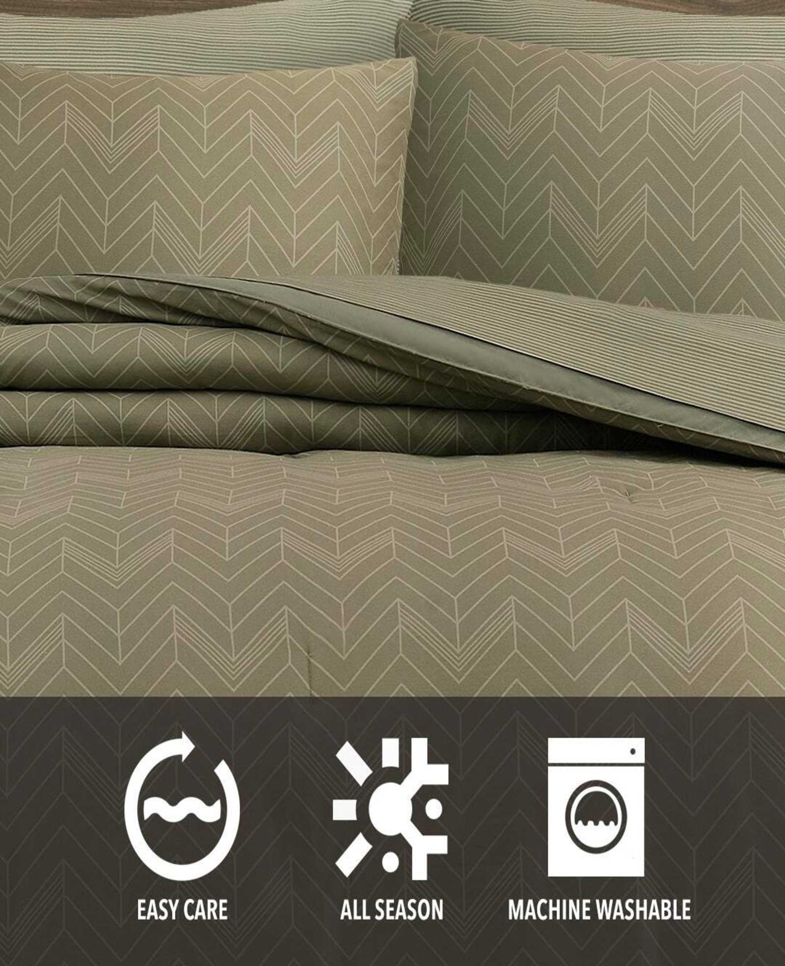 Kenneth Cole Delancey Comforter Set | GREEN