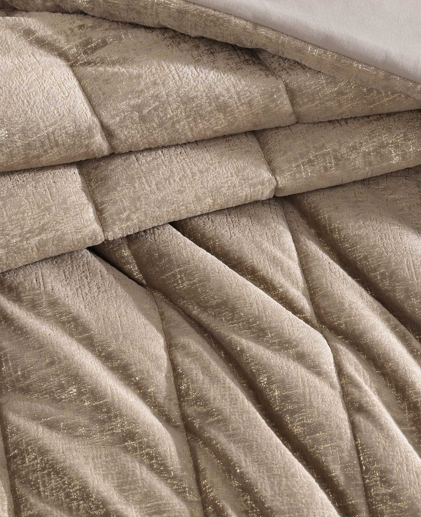 Kenneth Cole Banks Natural Comforter-Sham Set | BROWN