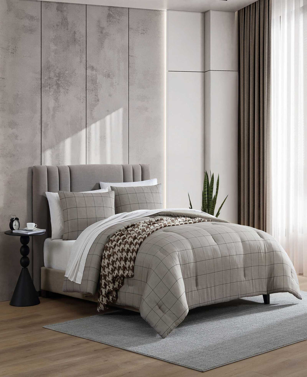 Kenneth Cole Holden Grid Comforter Set | BROWN