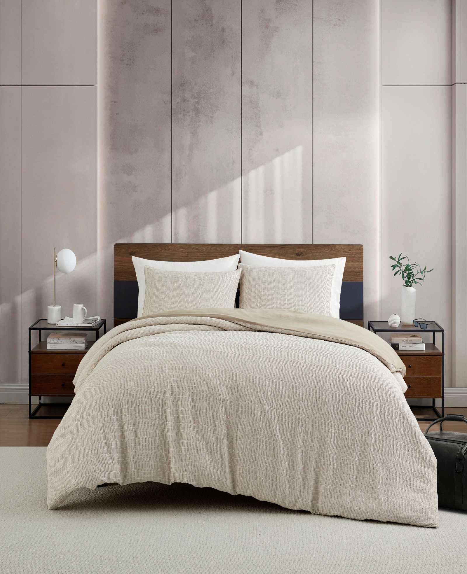 Kenneth Cole Stitched Gauze Comforter Set | BEIGE