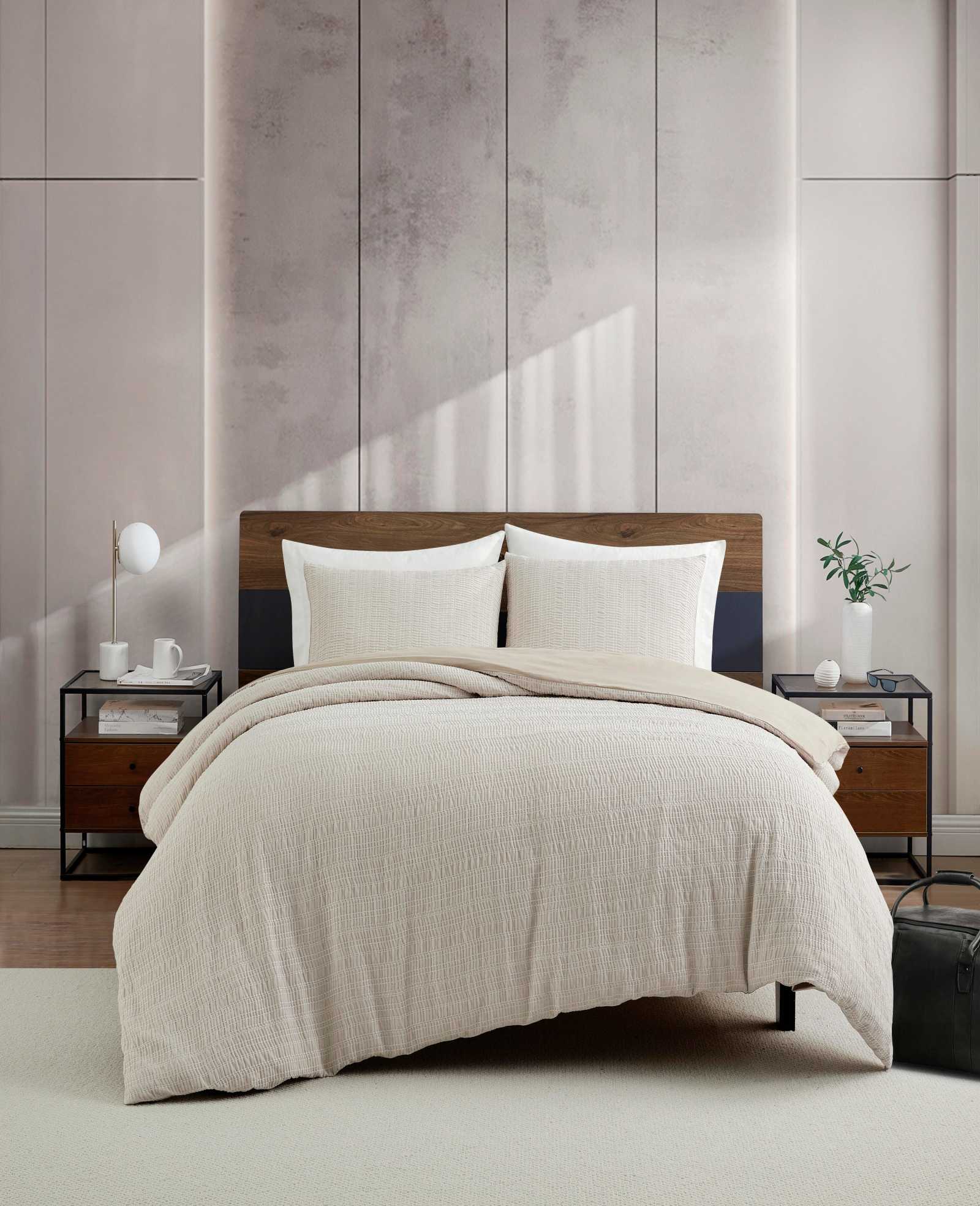 Kenneth Cole Stitched Gauze Comforter Set | BEIGE