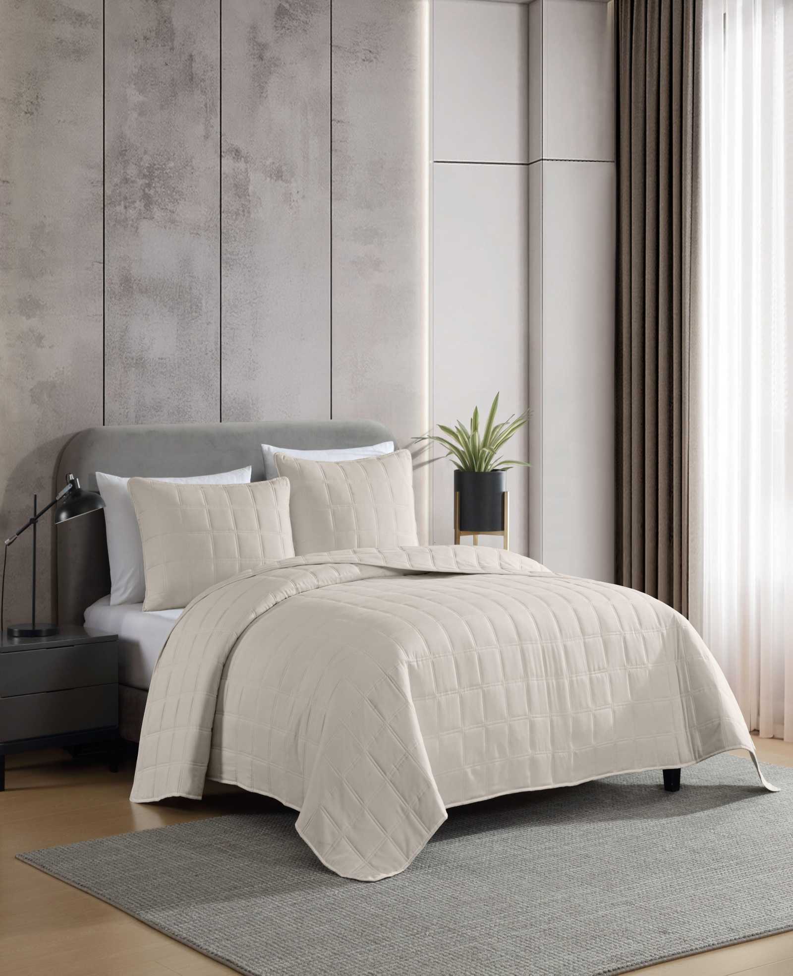 Kenneth Cole Stonewashed Quilt Set | BEIGE
