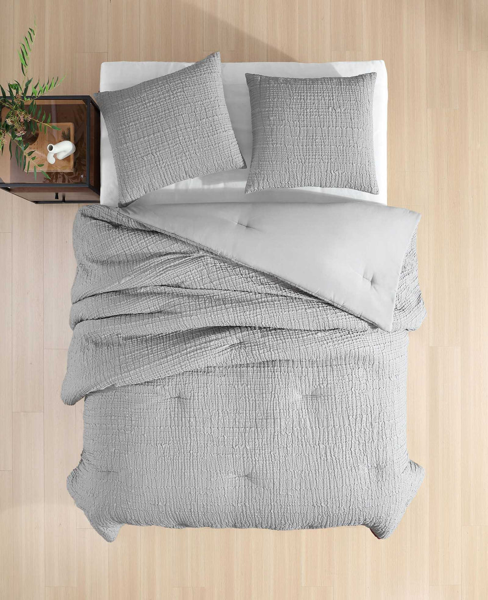 Kenneth Cole Serenity Wavy Lines Duvet Cover Set | GREY