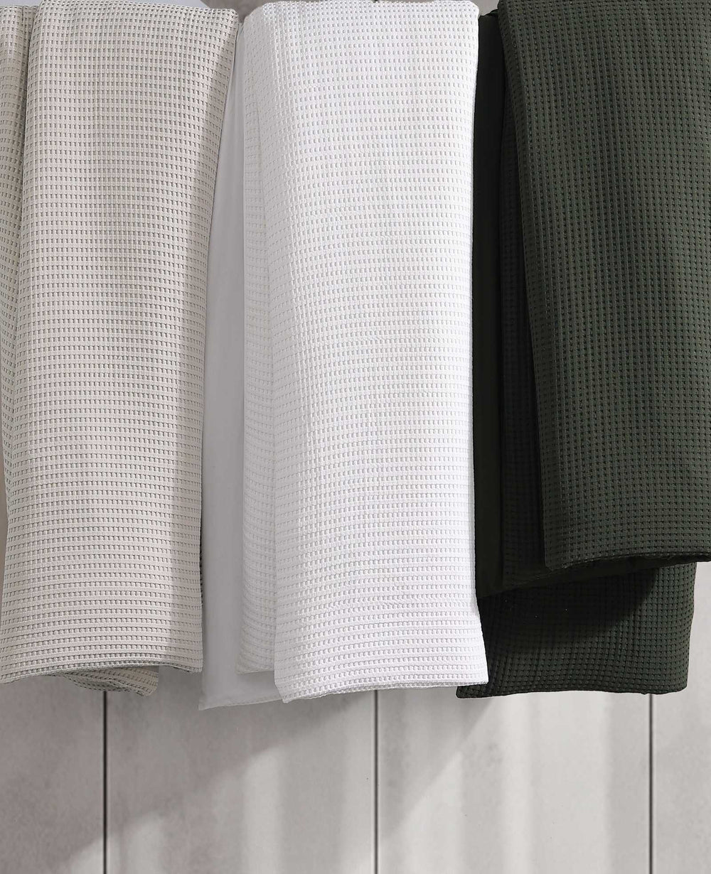 Kenneth Cole Solid Waffle Duvet Set | GREEN