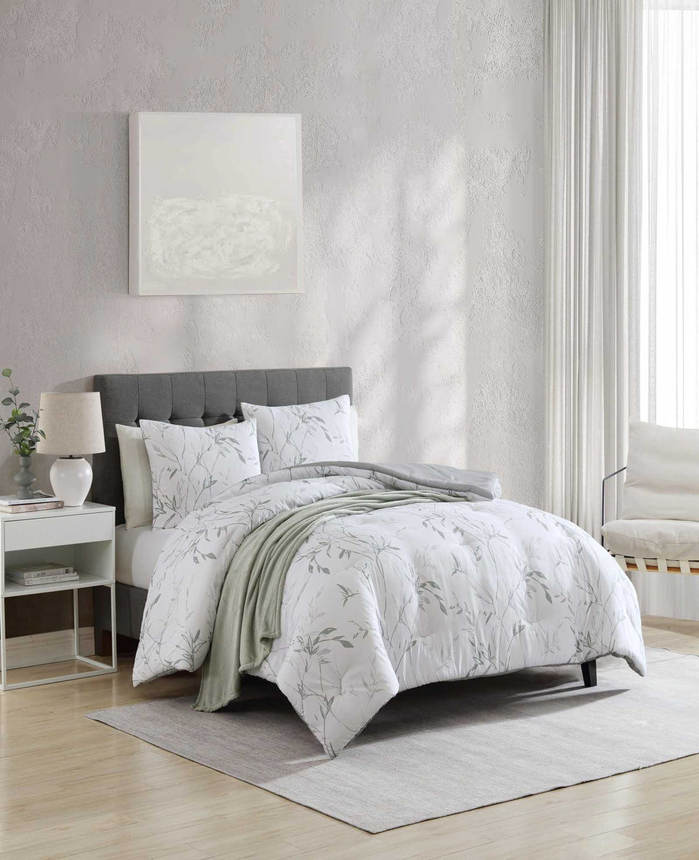 Kenneth Cole Ink Wash Vine Comforter + Sham Set | GREEN