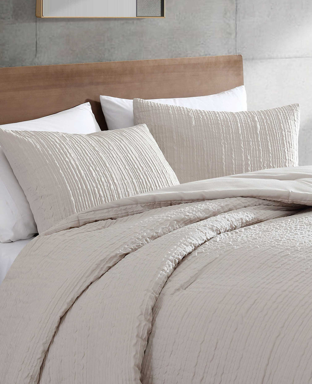 Kenneth Cole Serenity Wavy Lines Beige Duvet Cover Set | BEIGE