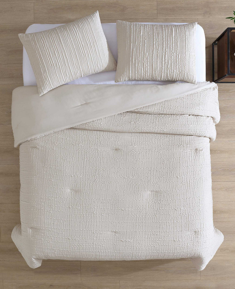 Kenneth Cole Serenity Wavy Lines Beige Duvet Cover Set | BEIGE