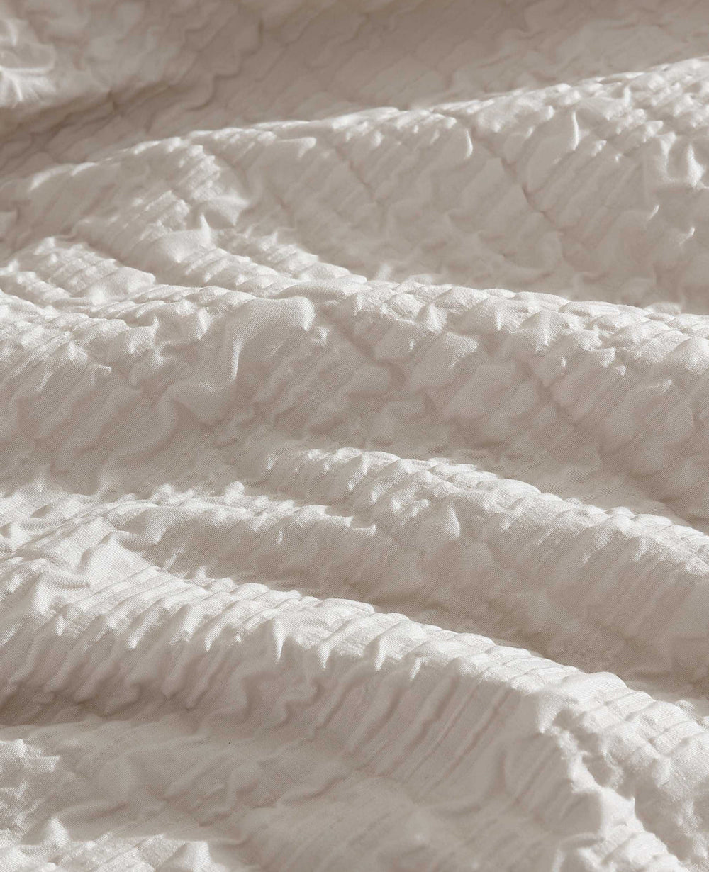 Kenneth Cole Serenity Wavy Lines Beige Duvet Cover Set | BEIGE