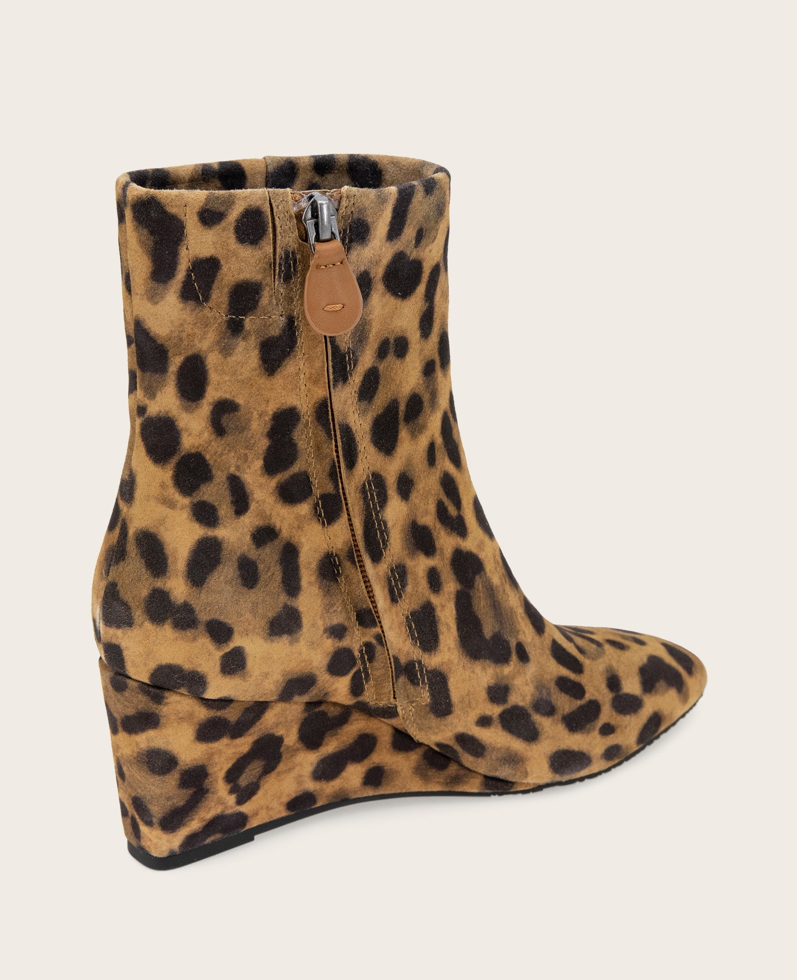 Kenneth Cole GENTLE SOULS - Nash Leopard Suede Side Zip Wedge Bootie | LEOPARD