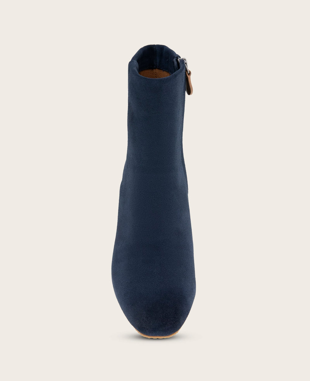 Kenneth Cole GENTLE SOULS - Nash Suede Side Zip Wedge Bootie | NAVY SUEDE
